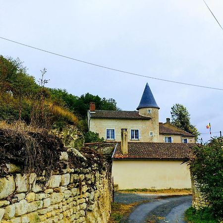 Manoir Le Cristal " Les Entrees Du Futuroscope A Petit Prix Bed & Breakfast Beaumont  Dış mekan fotoğraf