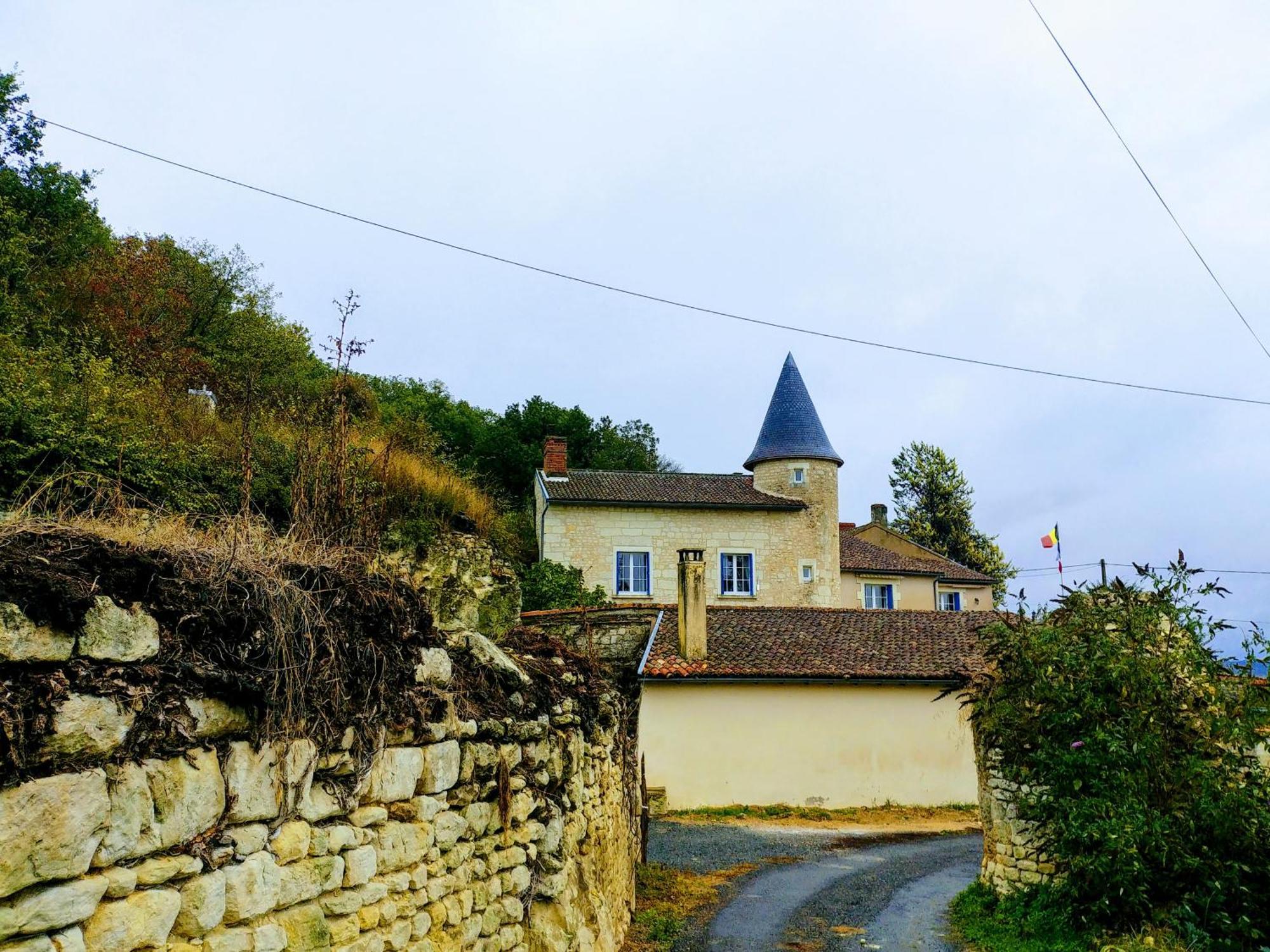 Manoir Le Cristal " Les Entrees Du Futuroscope A Petit Prix Bed & Breakfast Beaumont  Dış mekan fotoğraf
