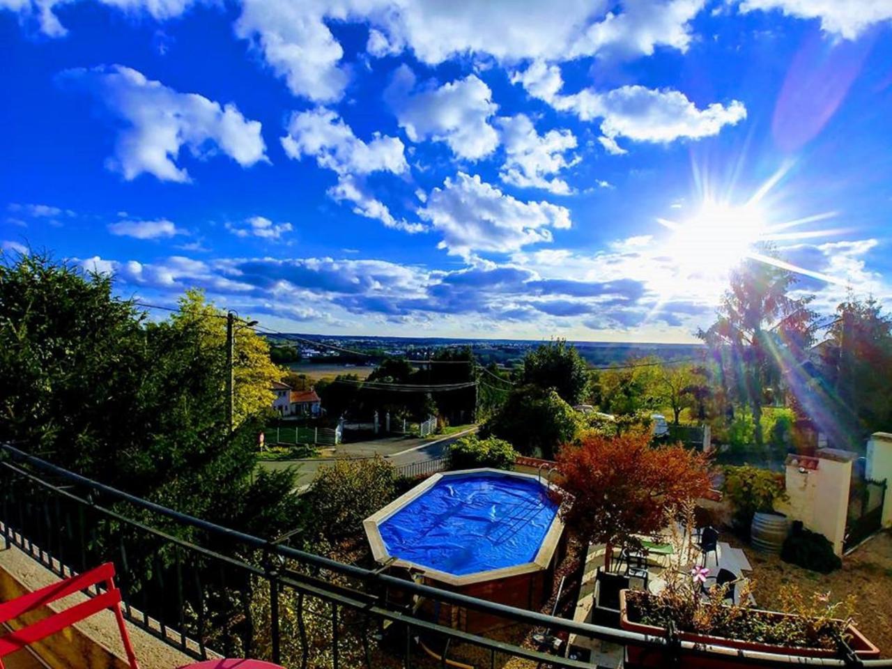Manoir Le Cristal " Les Entrees Du Futuroscope A Petit Prix Bed & Breakfast Beaumont  Dış mekan fotoğraf